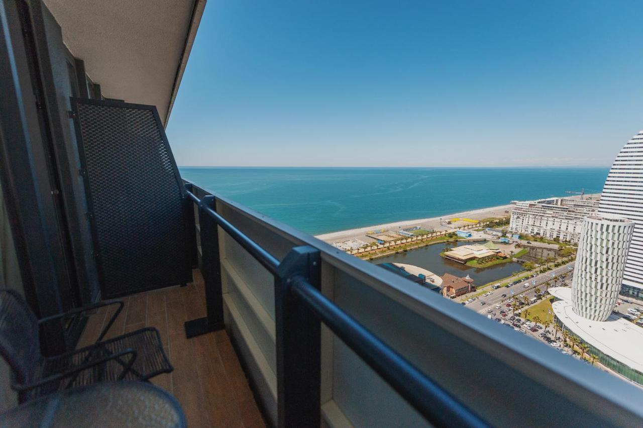 Orbi City Suite Batumi Exterior photo