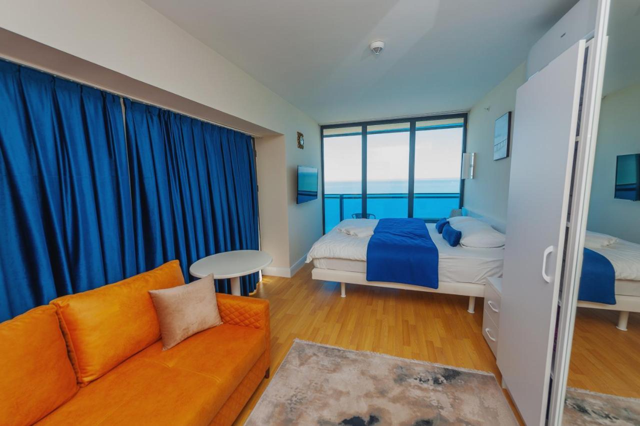 Orbi City Suite Batumi Exterior photo