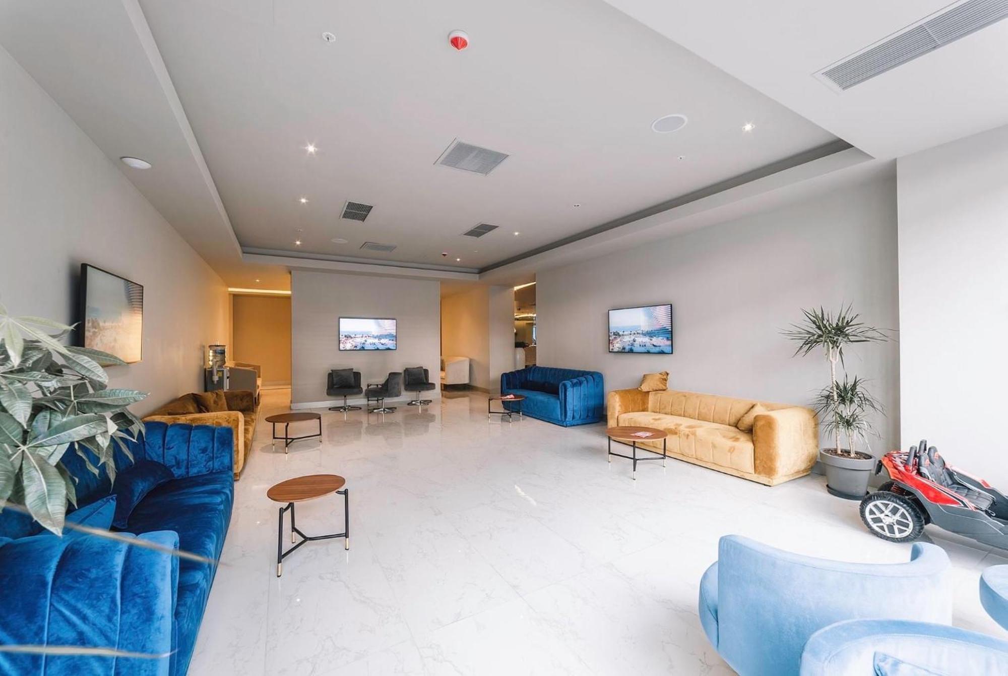 Orbi City Suite Batumi Exterior photo